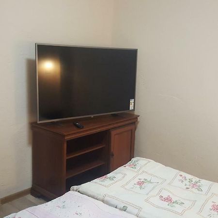 Apartamento Pod srebrną różą Chęciny Exterior foto